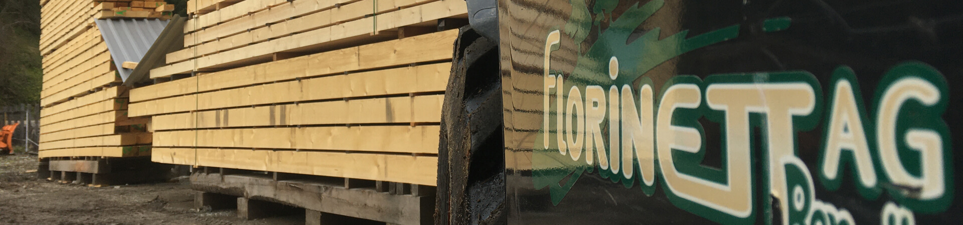 Holz für Zimmerleute und Landwirte vom Bergholzzentrum Florinett in Bergün